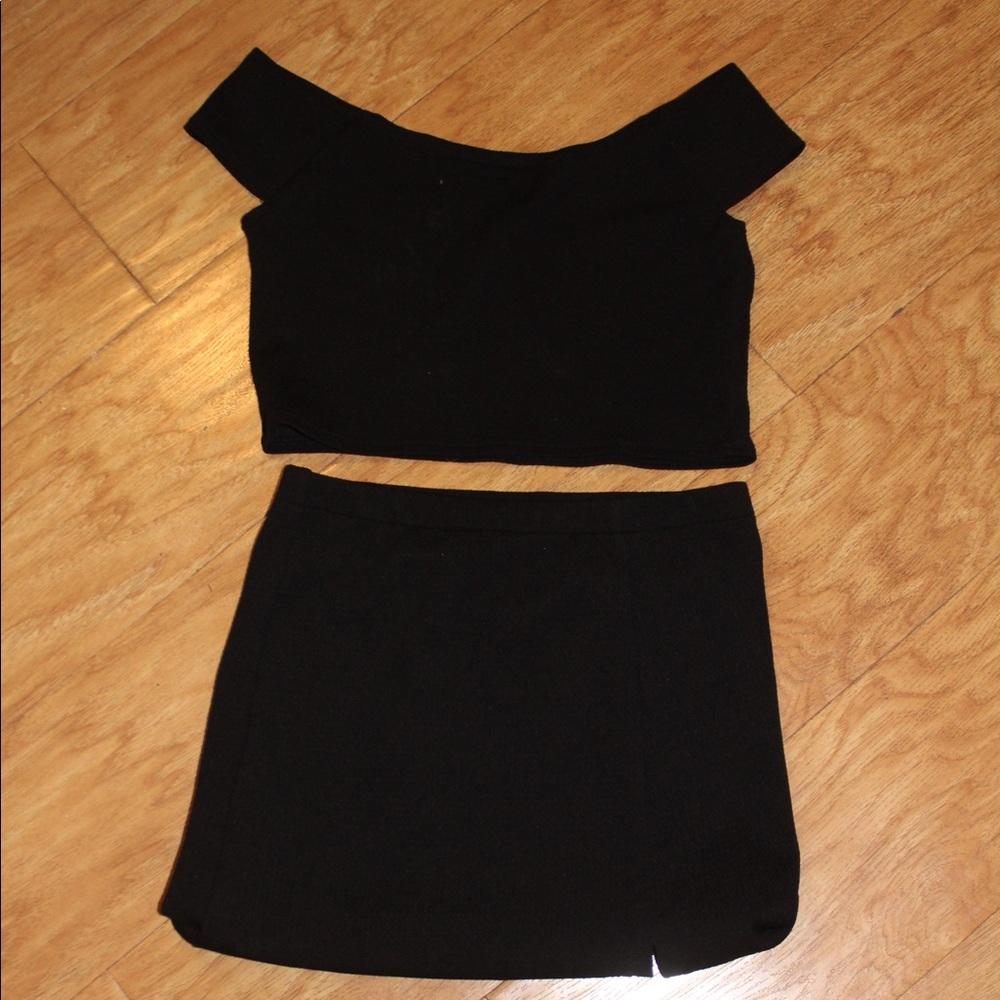 Purrr Melrose Two piece black set Fits S/M